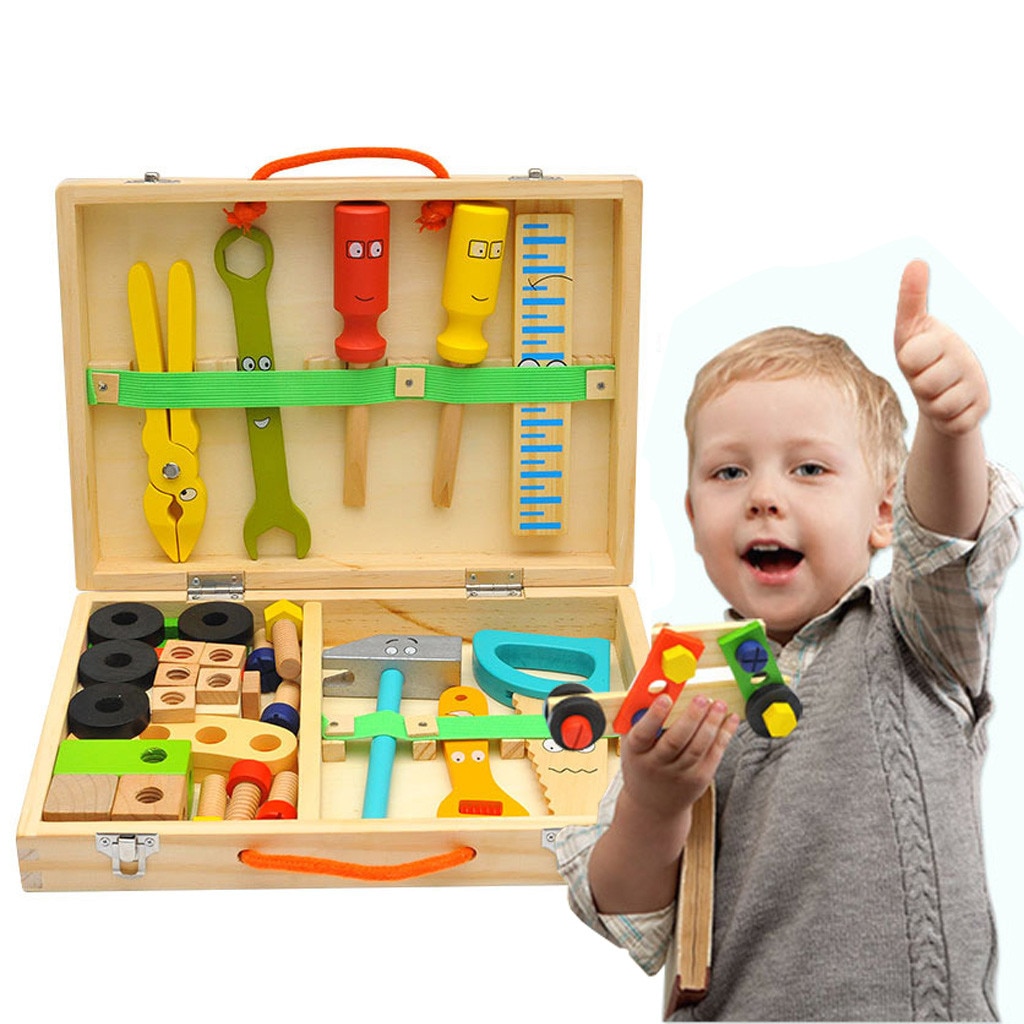 Portable wooden children's simulation repair kit