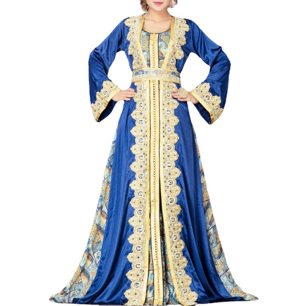 A kaftan dress with an Eastern Islamic design that combines luxury and elegance, reflecting a touch of royal charm