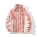 معطف قطني مبطن ومريح بقصة فضفاضة وتصميم بسيط