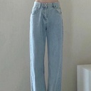 Women's Long Jeans with an Elegant Design and Relaxed Straight Cut, Inspired by Classic Style – Perfect for Your Daily Looks with a Modern and Refined Touch