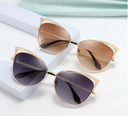 Colorful Cat Eye Sunglasses – European and American Style with a Stylish Metal Frame