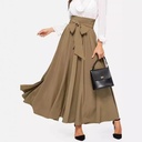 Modest-style skirt with a high waist and back zipper, offering an elegant feminine look. Features a front lace-up detail that adds a modern and stylish touch