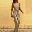 Elegant women's sleeveless jumpsuit embellished with shiny sequins
