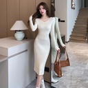فستان نسائي محبوك بأكمام طويلة بتصميم ضيق وأنيق بقصة تنورة ضيقة