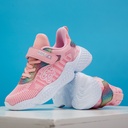 Girls’ sports sneakers with a flying-woven mesh design