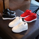 Children’s shoes with soft cotton padding and a casual design